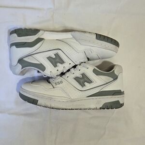 New Balance 550